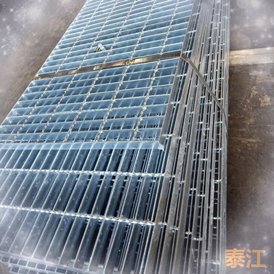 鍍鋅鋼格柵蓋板的承重和特點(diǎn)有哪些？